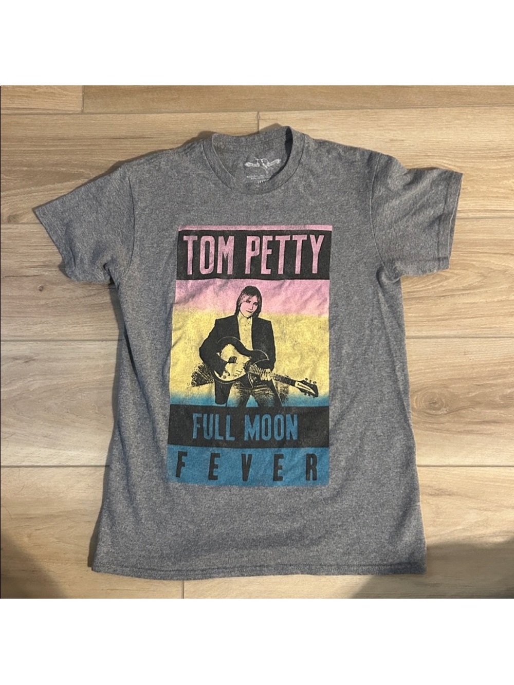 Tom Petty Full Moon Fever tee size S